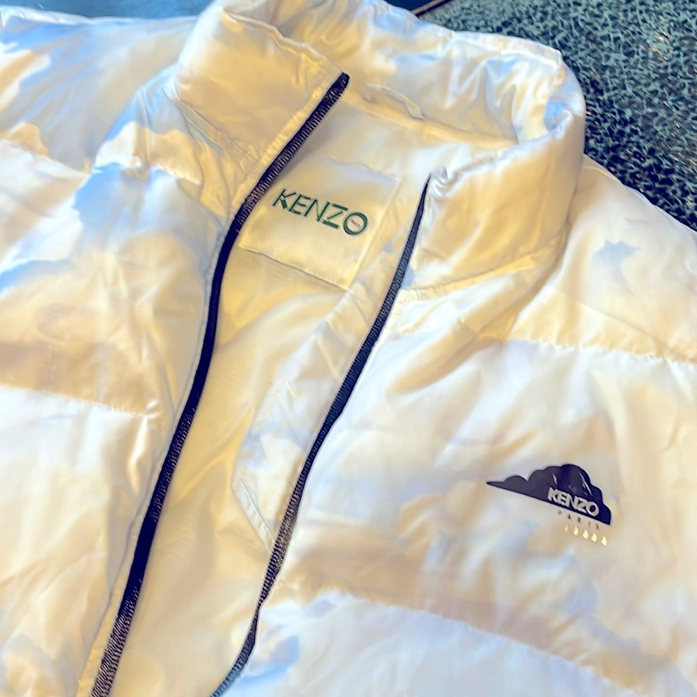 Kenzo Cloud Down Puffer Jacket size Medium